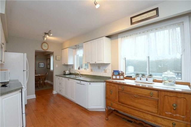 5170 Idlewood Cres, House detached with 4 bedrooms, 2 bathrooms and 6 parking in Burlington ON | Image 5