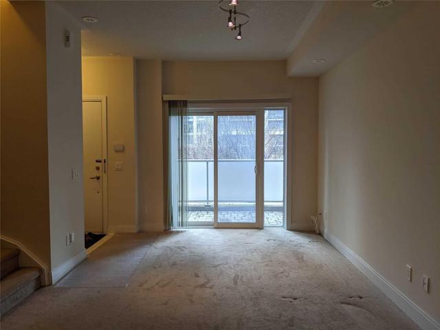 Th6 - 330 Village Green Sq, Townhouse with 3 bedrooms, 3 bathrooms and 1 parking in Toronto ON | Image 10