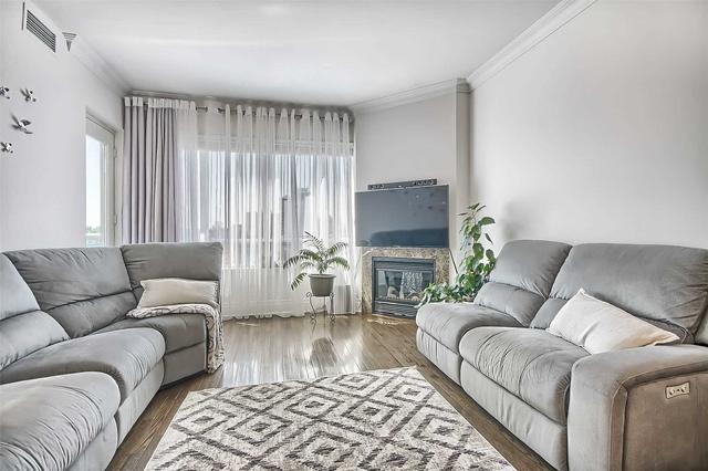 404 - 1 Cordoba Dr, Condo with 2 bedrooms, 2 bathrooms and 1 parking in Vaughan ON | Image 7