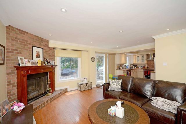 4482 Kingston Crt, House detached with 4 bedrooms, 3 bathrooms and 8 parking in Mississauga ON | Image 16