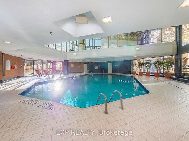 1102 - 131 Beecroft Rd, Condo with 1 bedrooms, 2 bathrooms and 1 parking in Toronto ON | Image 9