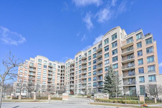 818 - 16 Dallimore Circ, Condo with 2 bedrooms, 2 bathrooms and 1 parking in Toronto ON | Image 12