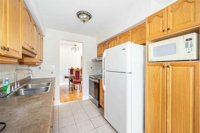 115 Glen Springs Dr, House semidetached with 3 bedrooms, 3 bathrooms and 4 parking in Toronto ON | Image 14