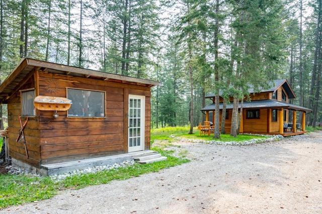 644 Lapp Rd, House detached with 8 bedrooms, 9 bathrooms and null parking in Columbia Shuswap A BC | Image 77