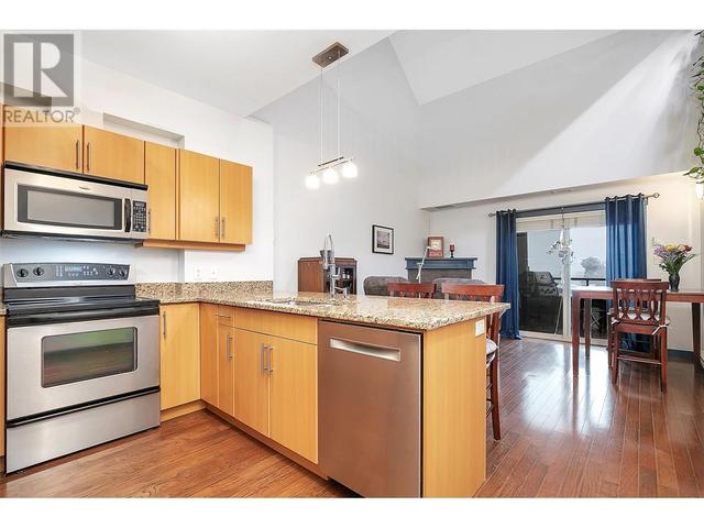 309 - 1957 Kane Road, Condo with 2 bedrooms, 3 bathrooms and null parking in Kelowna BC | Image 3