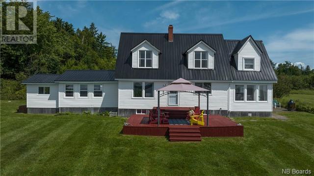280 Holts Point Road, House detached with 3 bedrooms, 1 bathrooms and null parking in Saint Patrick NB | Image 5