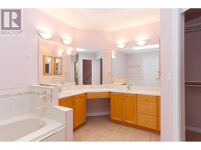 233 - 4074 Gellatly Road, House detached with 5 bedrooms, 3 bathrooms and 4 parking in West Kelowna BC | Image 22