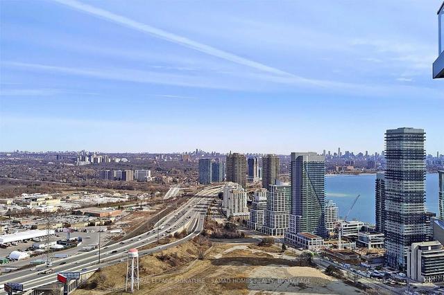 lph4305 - 36 Park Lawn Rd, Condo with 1 bedrooms, 1 bathrooms and 1 parking in Toronto ON | Image 4