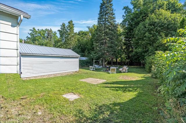 370 Gill St, House detached with 2 bedrooms, 1 bathrooms and 3 parking in Orillia ON | Image 11