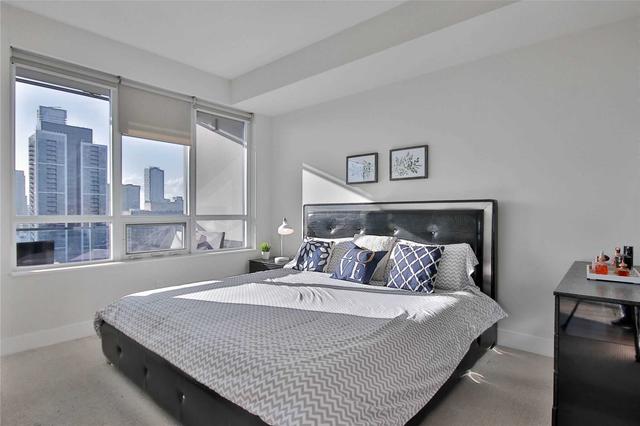 2506 - 28 Linden St, Condo with 2 bedrooms, 2 bathrooms and 1 parking in Toronto ON | Image 14