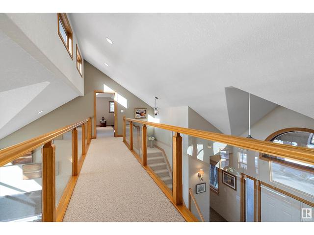 248 Lakeshore Dr, House detached with 5 bedrooms, 4 bathrooms and null parking in Grandview AB | Image 37