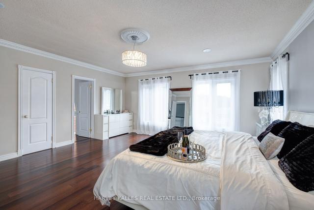 42 Grangemill Cres, House detached with 5 bedrooms, 6 bathrooms and 6 parking in Toronto ON | Image 17