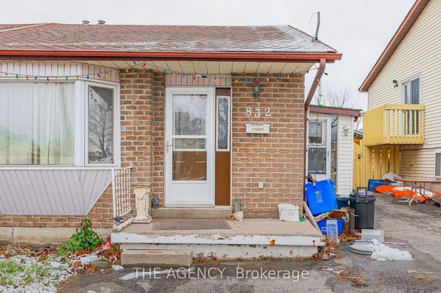 832 Monaghan Ave, House semidetached with 3 bedrooms, 2 bathrooms and 2 parking in Oshawa ON | Image 31