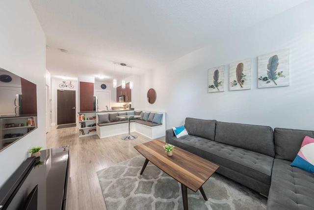 118 - 205 The Donway W, Condo with 1 bedrooms, 1 bathrooms and 1 parking in Toronto ON | Image 1