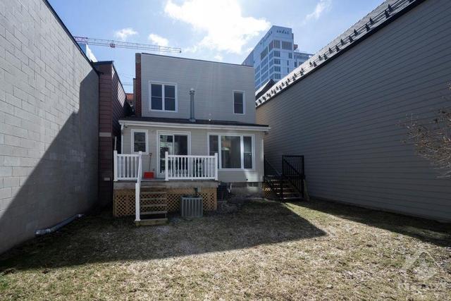 123 York Street, Home with 2 bedrooms, 3 bathrooms and 2 parking in Ottawa ON | Image 26