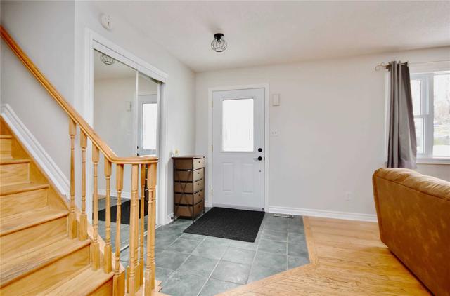 24 Mcconkey Pl, House detached with 3 bedrooms, 2 bathrooms and 4 parking in Barrie ON | Image 12