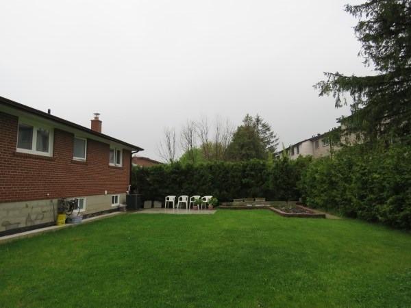80 Aspenwood Dr, House detached with 3 bedrooms, 3 bathrooms and 4 parking in Toronto ON | Image 16