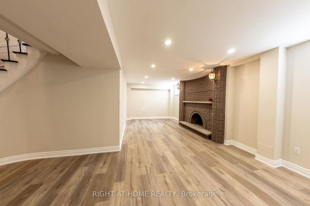 155 Belair Way, House detached with 4 bedrooms, 3 bathrooms and 4 parking in Vaughan ON | Image 32