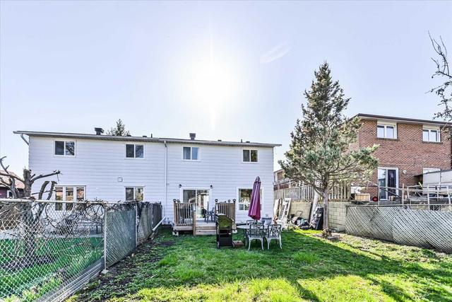 265 Cherokee Blvd, House semidetached with 4 bedrooms, 4 bathrooms and 5 parking in Toronto ON | Image 29