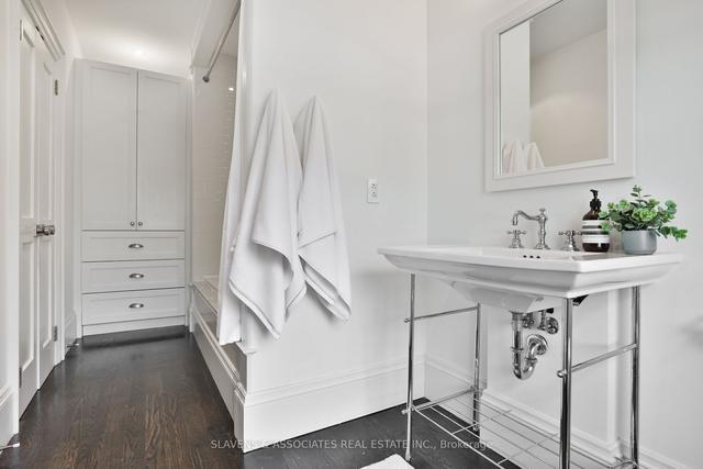 206 Cottingham St, House semidetached with 4 bedrooms, 5 bathrooms and 0 parking in Toronto ON | Image 16