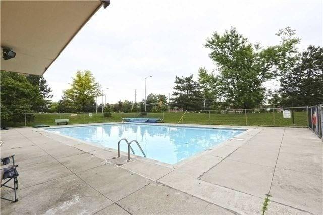 1706 - 4 Kings Cross Rd, Condo with 2 bedrooms, 1 bathrooms and 1 parking in Brampton ON | Image 15
