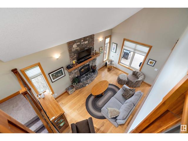 2023 Maple Co, House detached with 5 bedrooms, 3 bathrooms and null parking in Spring Lake AB | Image 32