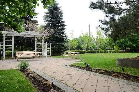 207 - 18 Hillcrest Ave, Condo with 2 bedrooms, 2 bathrooms and 1 parking in Toronto ON | Image 5
