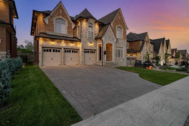 99 Annsleywood Crt, House detached with 4 bedrooms, 6 bathrooms and 9 parking in Vaughan ON | Image 12
