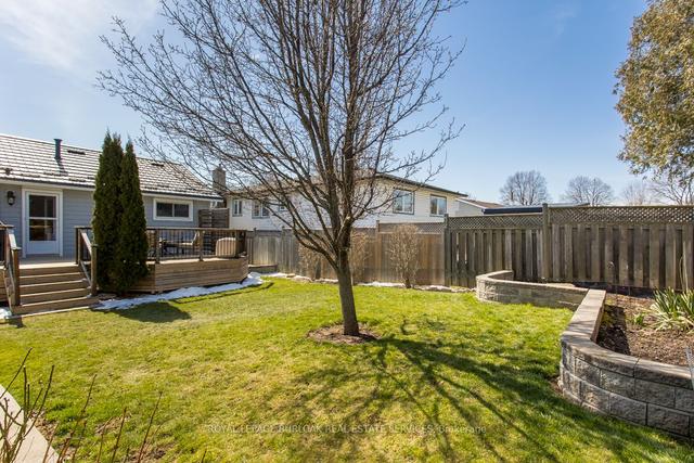 292 Cranbrook Dr, House detached with 3 bedrooms, 2 bathrooms and 6 parking in Hamilton ON | Image 40