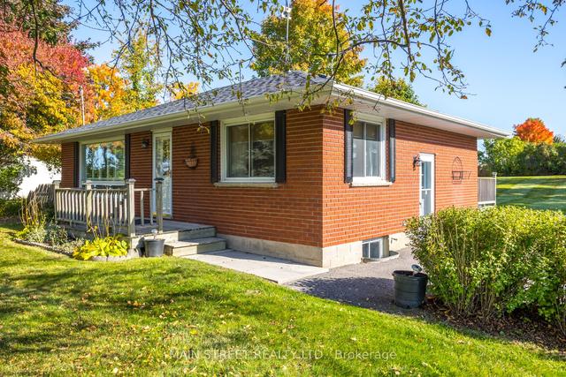 3358 Highway 35 N, House detached with 2 bedrooms, 2 bathrooms and 6 parking in Kawartha Lakes ON | Image 29