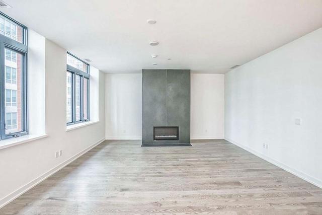 405 - 22 Lombard St, Condo with 2 bedrooms, 2 bathrooms and 0 parking in Toronto ON | Image 23