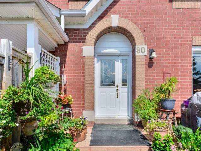 80 Pressed Brick Dr, House attached with 3 bedrooms, 3 bathrooms and 3 parking in Brampton ON | Image 2