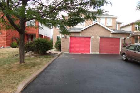 45 Townley Cres, House semidetached with 3 bedrooms, 2 bathrooms and 2 parking in Brampton ON | Image 1