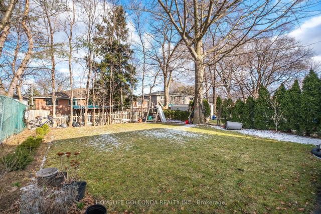 109 Elise Terr, House semidetached with 3 bedrooms, 3 bathrooms and 2 parking in Toronto ON | Image 24
