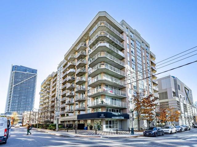 803 - 18 Stafford St, Condo with 1 bedrooms, 1 bathrooms and 1 parking in Toronto ON | Card Image