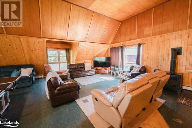 4574 Highway 11 N, House detached with 3 bedrooms, 1 bathrooms and 20 parking in Temagami ON | Image 29