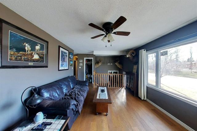 5157 10 Avenue, House detached with 4 bedrooms, 2 bathrooms and 3 parking in Edson AB | Image 10