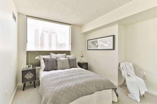 504 - 47 St Clair Ave W, Condo with 2 bedrooms, 2 bathrooms and 1 parking in Toronto ON | Image 11