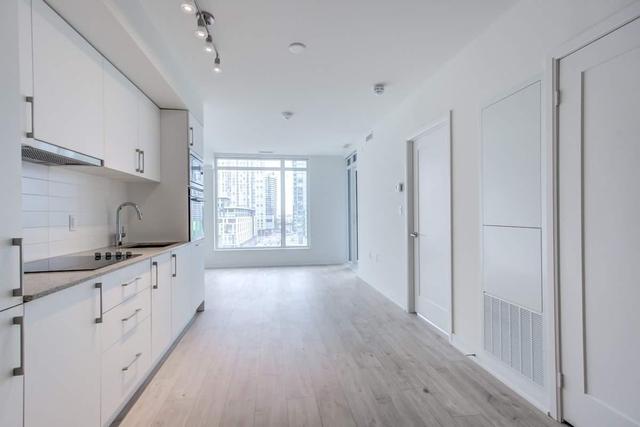 503E - 576 Front St W, Condo with 2 bedrooms, 2 bathrooms and null parking in Toronto ON | Image 18
