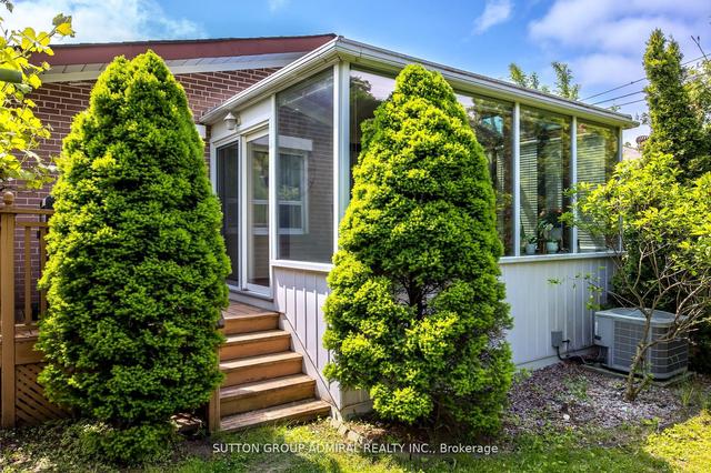 356 Rathburn Rd, House detached with 3 bedrooms, 2 bathrooms and 4 parking in Toronto ON | Image 27