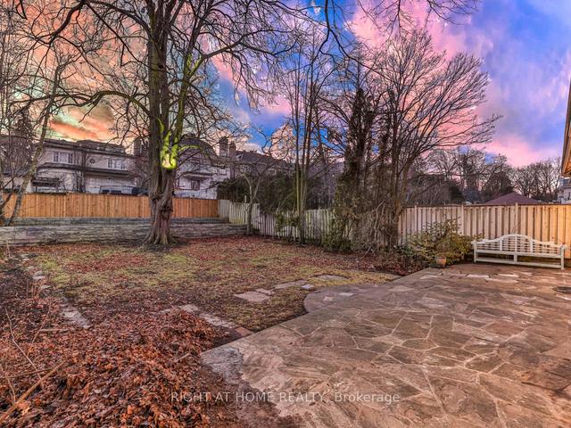 238 Forest Hill Rd, House detached with 4 bedrooms, 5 bathrooms and 6 parking in Toronto ON | Image 24