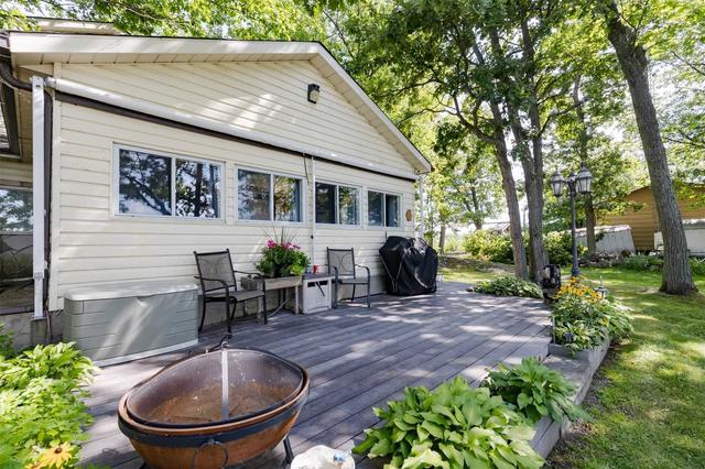 142 Oak Bay Rd, House detached with 2 bedrooms, 2 bathrooms and 3 parking in Georgian Bay ON | Image 23