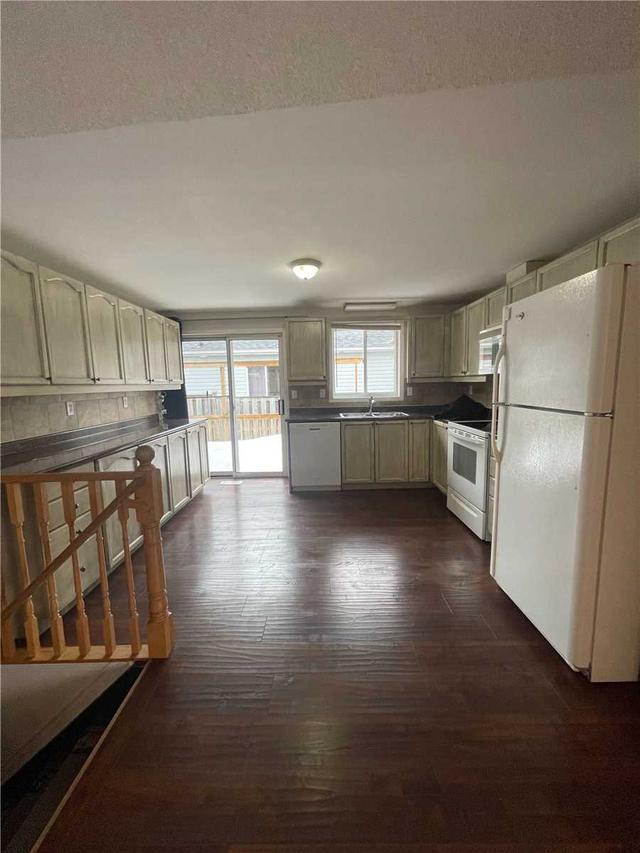 21 Columbia Rd, House detached with 3 bedrooms, 2 bathrooms and 4 parking in Barrie ON | Image 16
