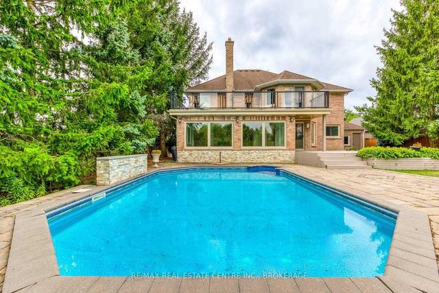 2093 Country Club Dr, House detached with 5 bedrooms, 4 bathrooms and 6 parking in Burlington ON | Image 30