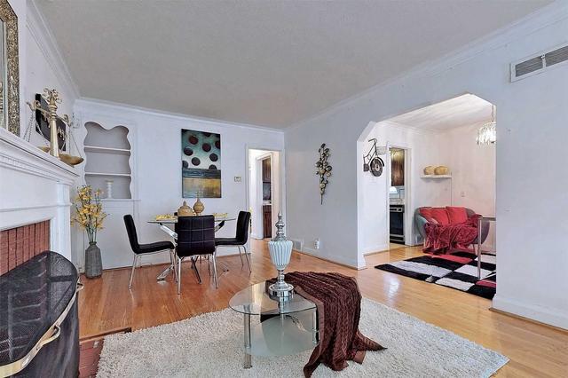 20 Noreen Dr, House detached with 2 bedrooms, 2 bathrooms and 3 parking in Toronto ON | Image 26