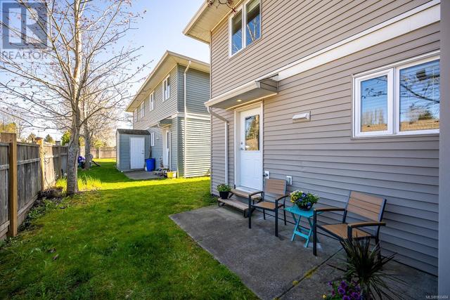 116 - 1500 Cumberland Rd, House attached with 3 bedrooms, 2 bathrooms and 13 parking in Courtenay BC | Image 7