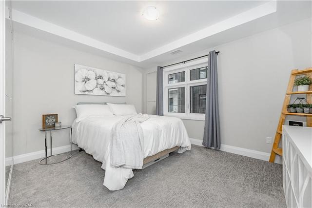 203 - 247 Grey Silo Road, House attached with 2 bedrooms, 2 bathrooms and 1 parking in Waterloo ON | Image 18