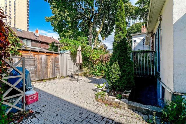 86 Helendale Ave, House semidetached with 4 bedrooms, 3 bathrooms and 1 parking in Toronto ON | Image 20