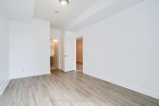 503 - 1 Scott St, Condo with 2 bedrooms, 2 bathrooms and 1 parking in Toronto ON | Image 21