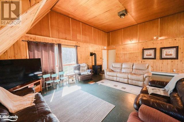 4574 Highway 11 N, House detached with 3 bedrooms, 1 bathrooms and 20 parking in Temagami ON | Image 30